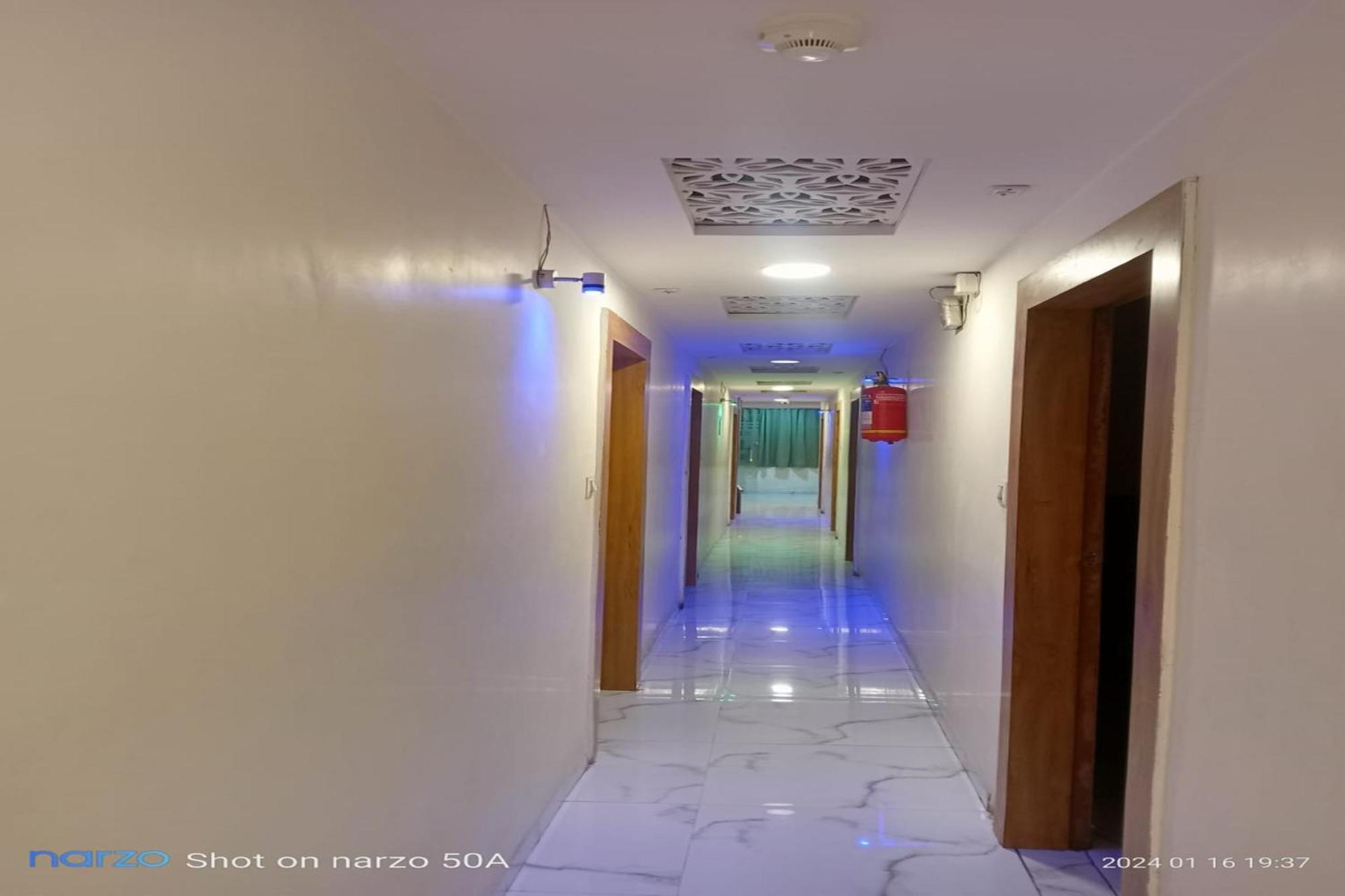 Hotel New Lake View Ahmedabad Exteriör bild