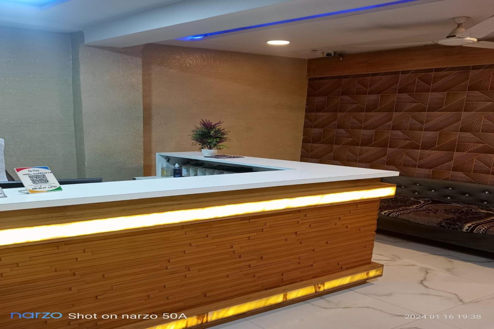 Hotel New Lake View Ahmedabad Exteriör bild